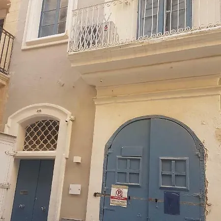 235 St.ursula Street Studio * La Valette